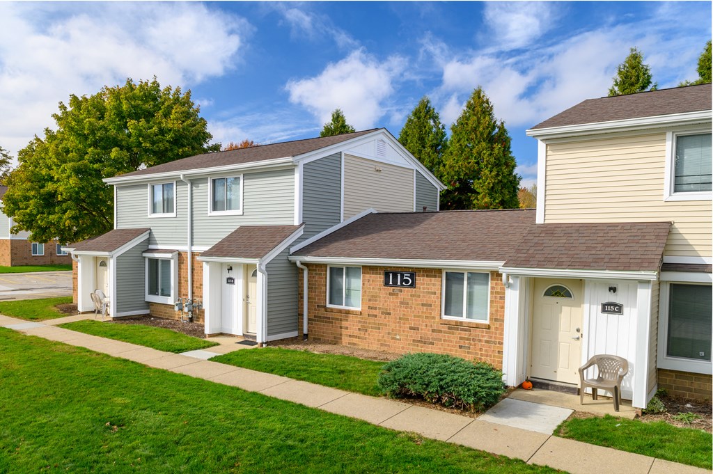 Chadwick Place Apartments, 160 Ridge Circle Ln, Elyria, OH RentCafe