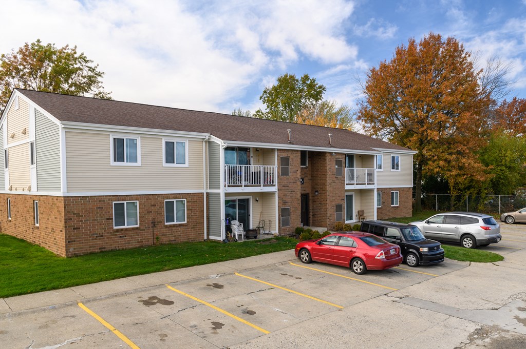 Chadwick Place Apartments, 160 Ridge Circle Ln, Elyria, OH RentCafe