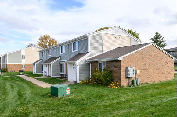 Chadwick Apartments, 160 Ridge Circle Ln, Elyria, OH - RENTCafé