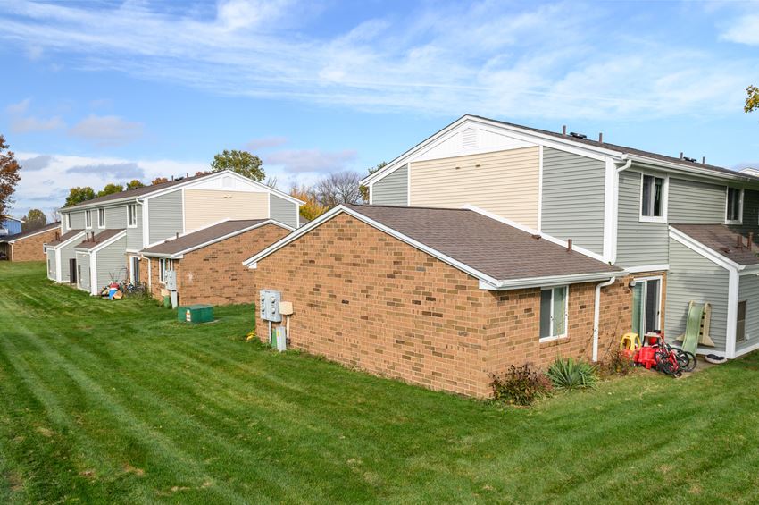 Chadwick Apartments, 160 Ridge Circle Ln, Elyria, OH RentCafe