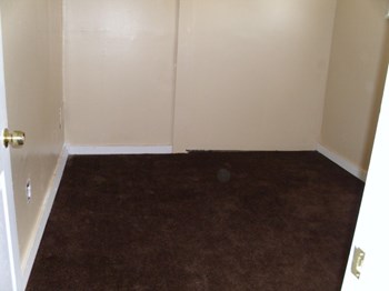 3011 Kendall Street 1 Bed Apartment for Rent - Photo Gallery 7