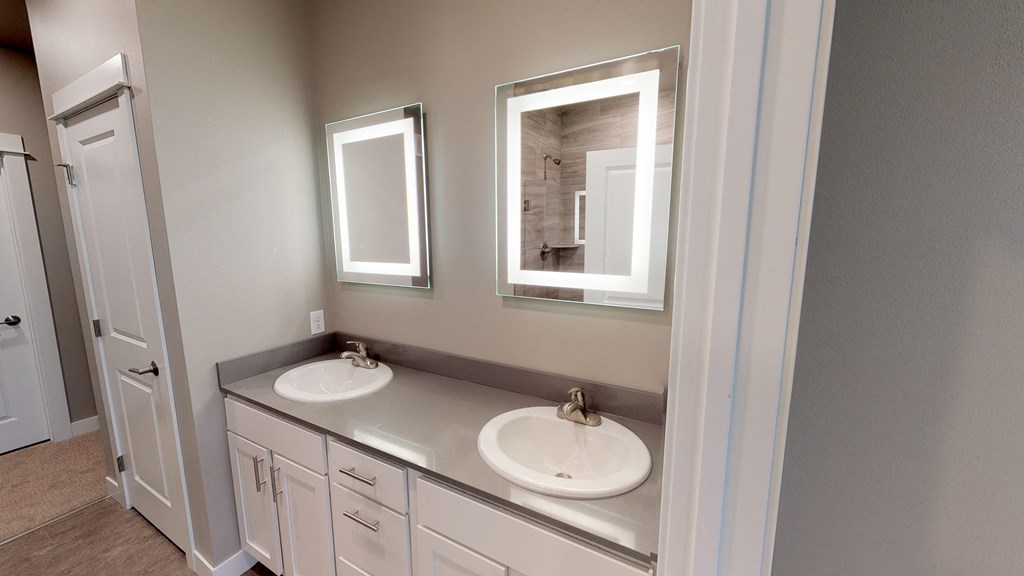 bathroom, dual vanity