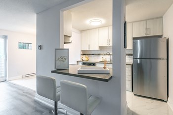 517 - 529 Elm Street 1-3 Beds Apartment for Rent - Photo Gallery 3