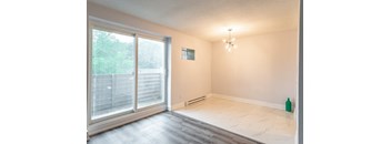 2 Bedrooms, 1 Bathroom