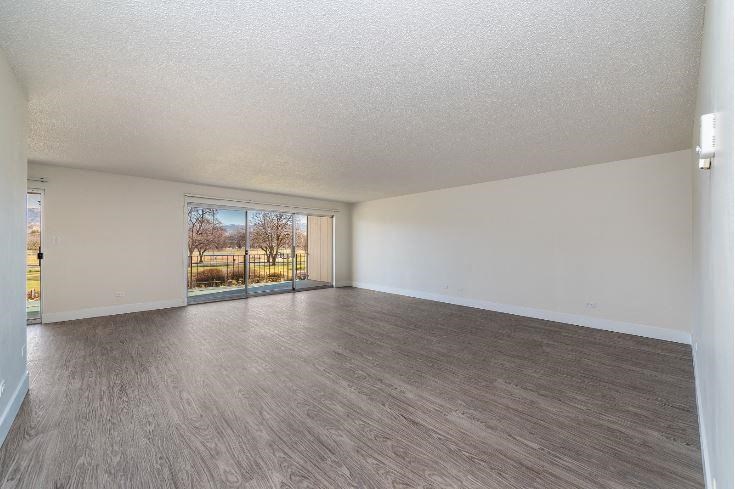 Large Spacious Living room with Oversized Windows at Parkview Apartments, Idaho