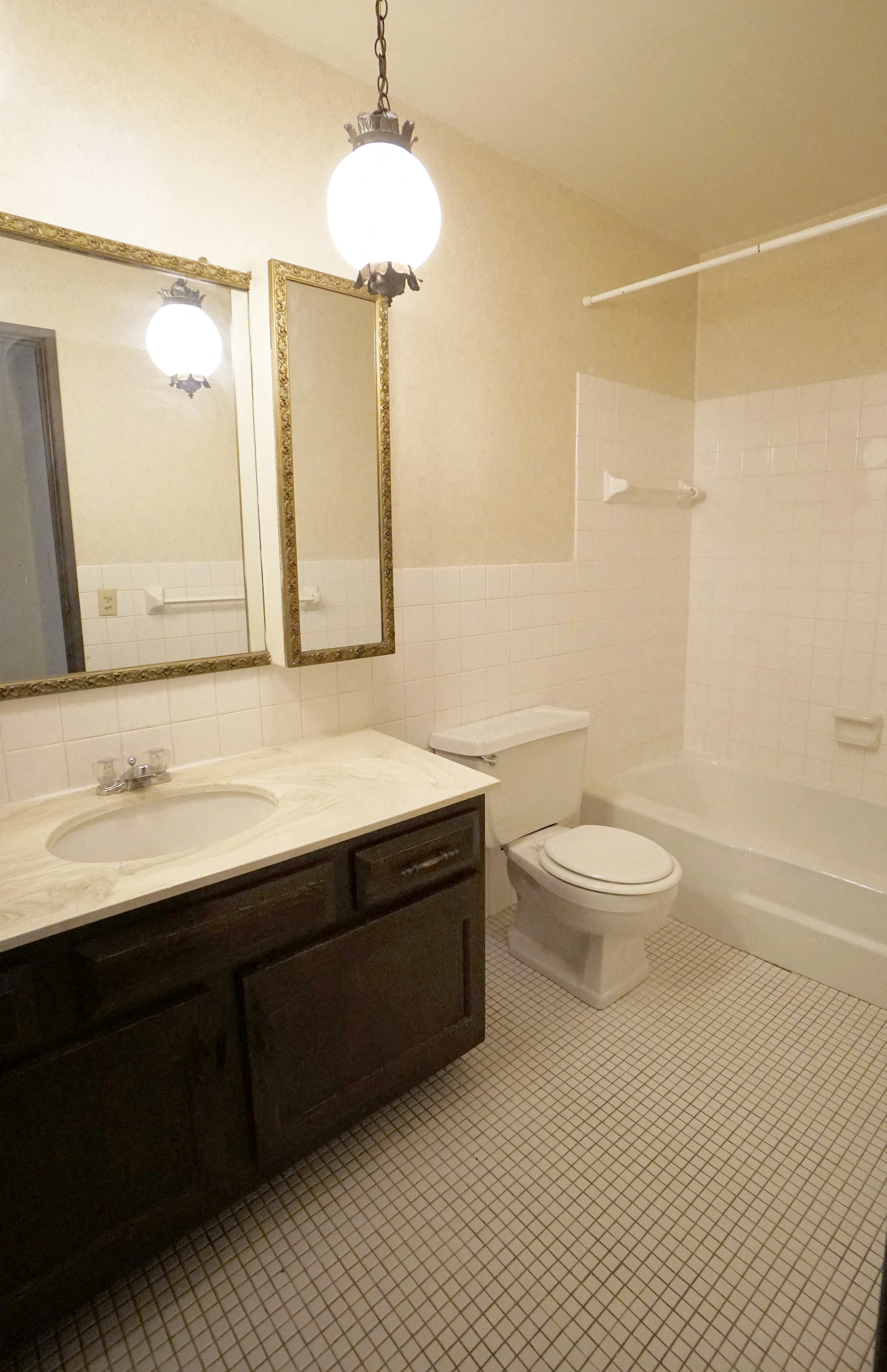 bellows court bathroom