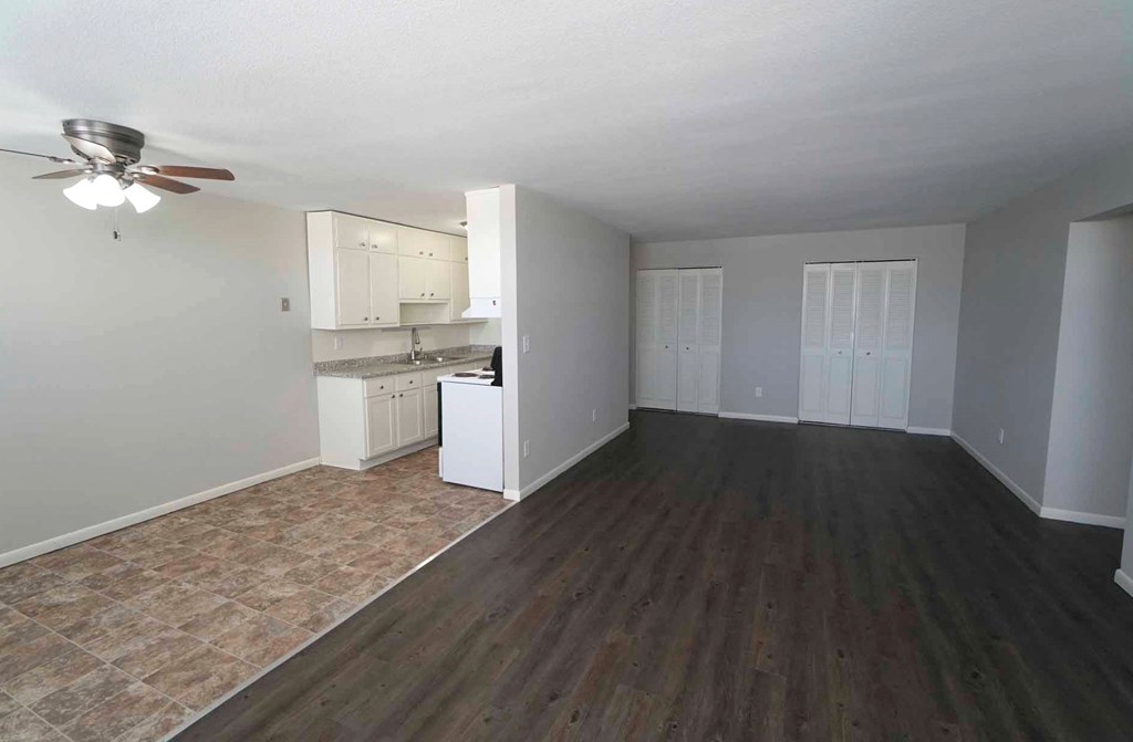 Colonial Terrace, West St. Paul, Minnesota