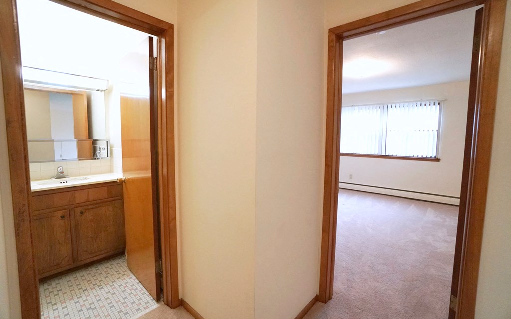 Colonial Terrace - 1 Bedroom, West St. Paul, Minnesota