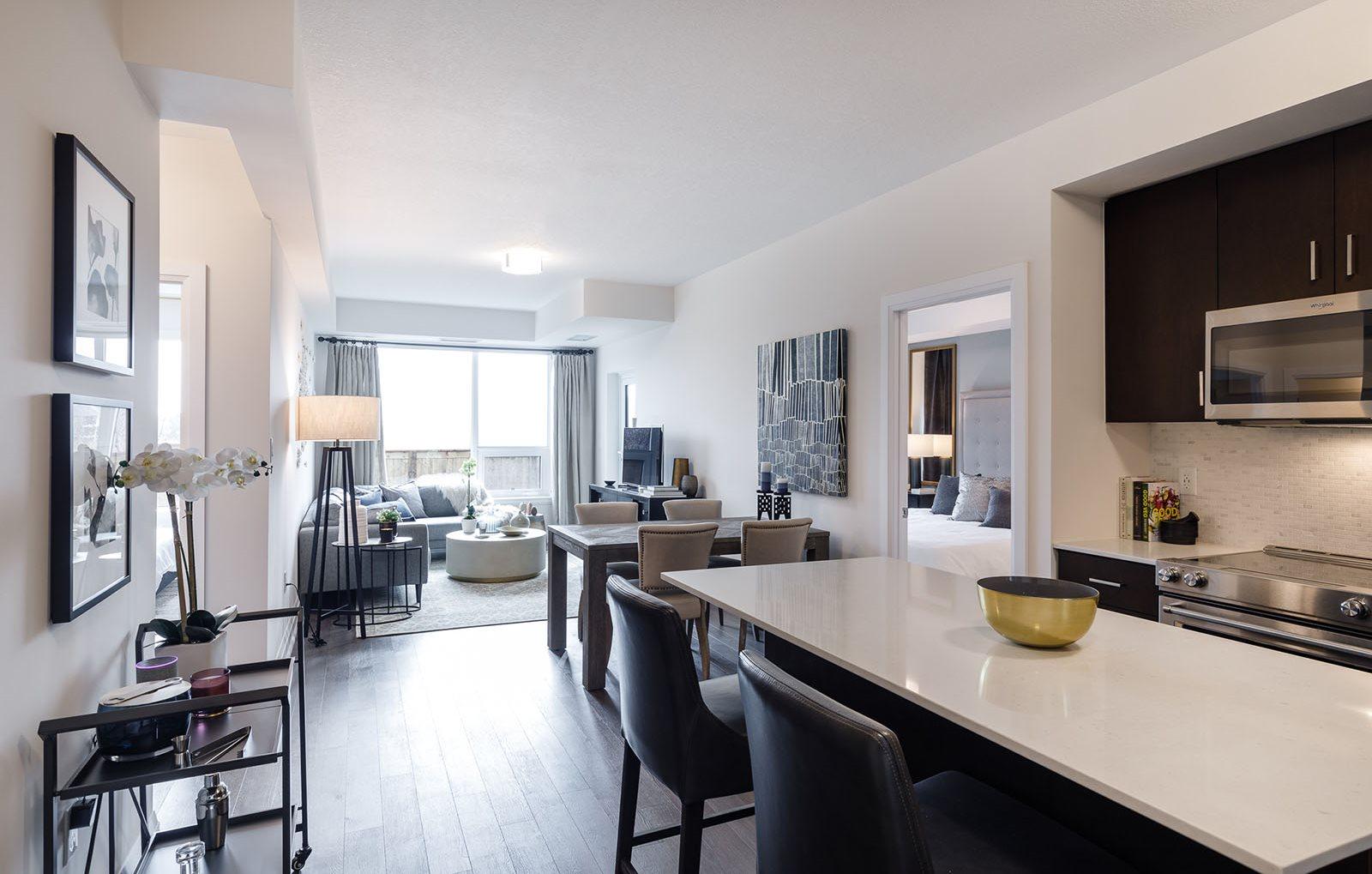 Luxurious Living In Oakville The Taunton Apartments