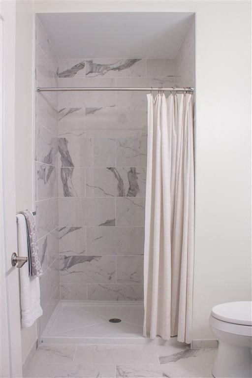 Modern Bathroom Fittings at Holmes Beverly, Beverly