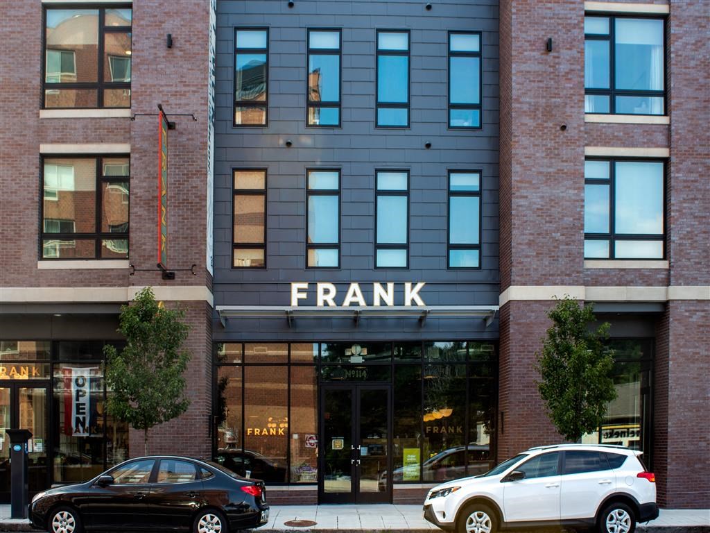 Elegant Exterior View Of Property at Holmes Beverly, Beverly