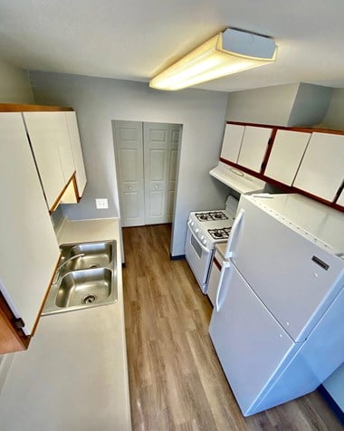3401 47Th Ave. N 1-2 Beds Apartment for Rent - Photo Gallery 1