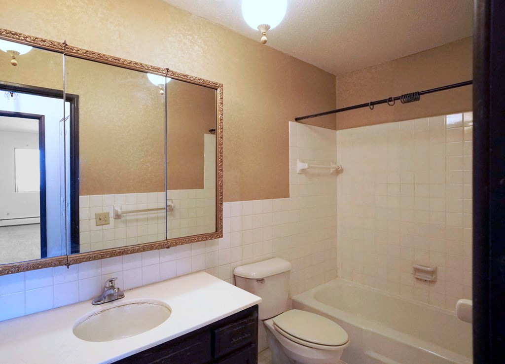 Victoria Flats Kitchen, Roseville, Minnesota