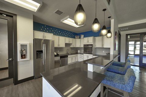 Elements At Prairie Center