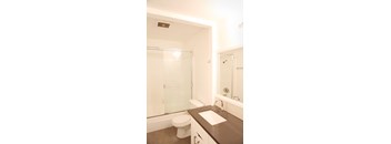 Studio with 1 Bathroom