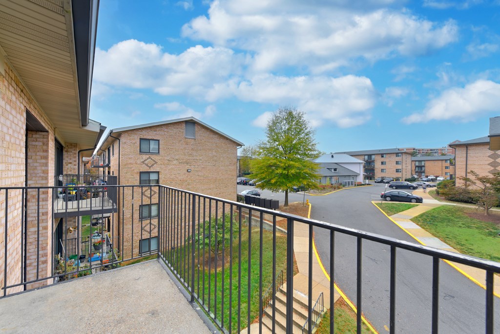 Acclaim At Alexandria