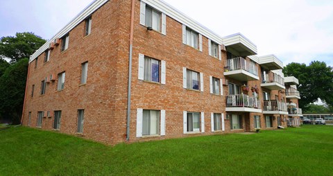 Bellaire Estates Exterior, White Bear Lake, Minnesota