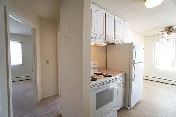 Bellaire Estates Apartments 2520 E County Rd F White Bear Lake Mn Rentcafe
