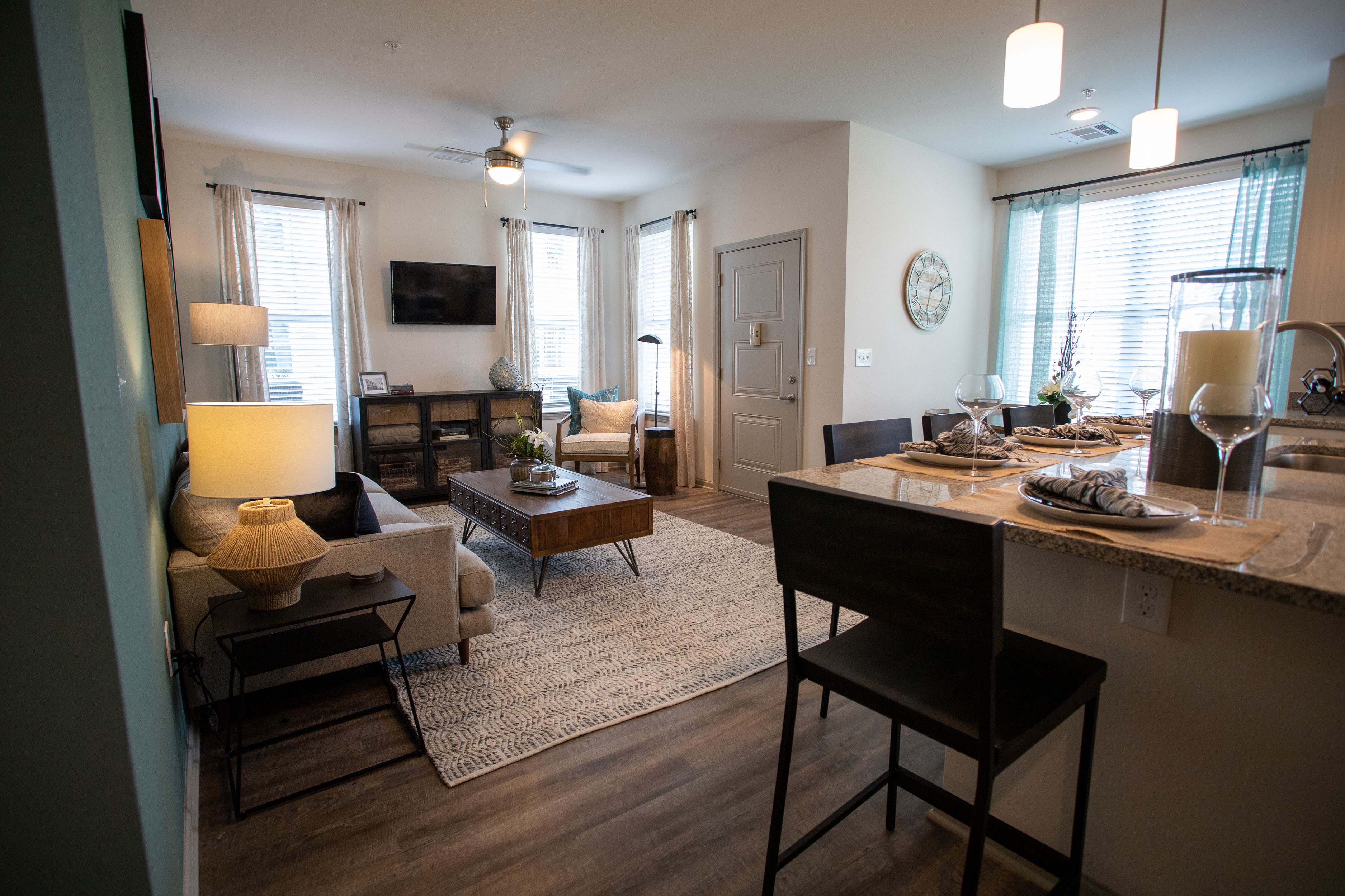 The Collins Apartments, 1612 Versailles Business Parkway, Covington, LA