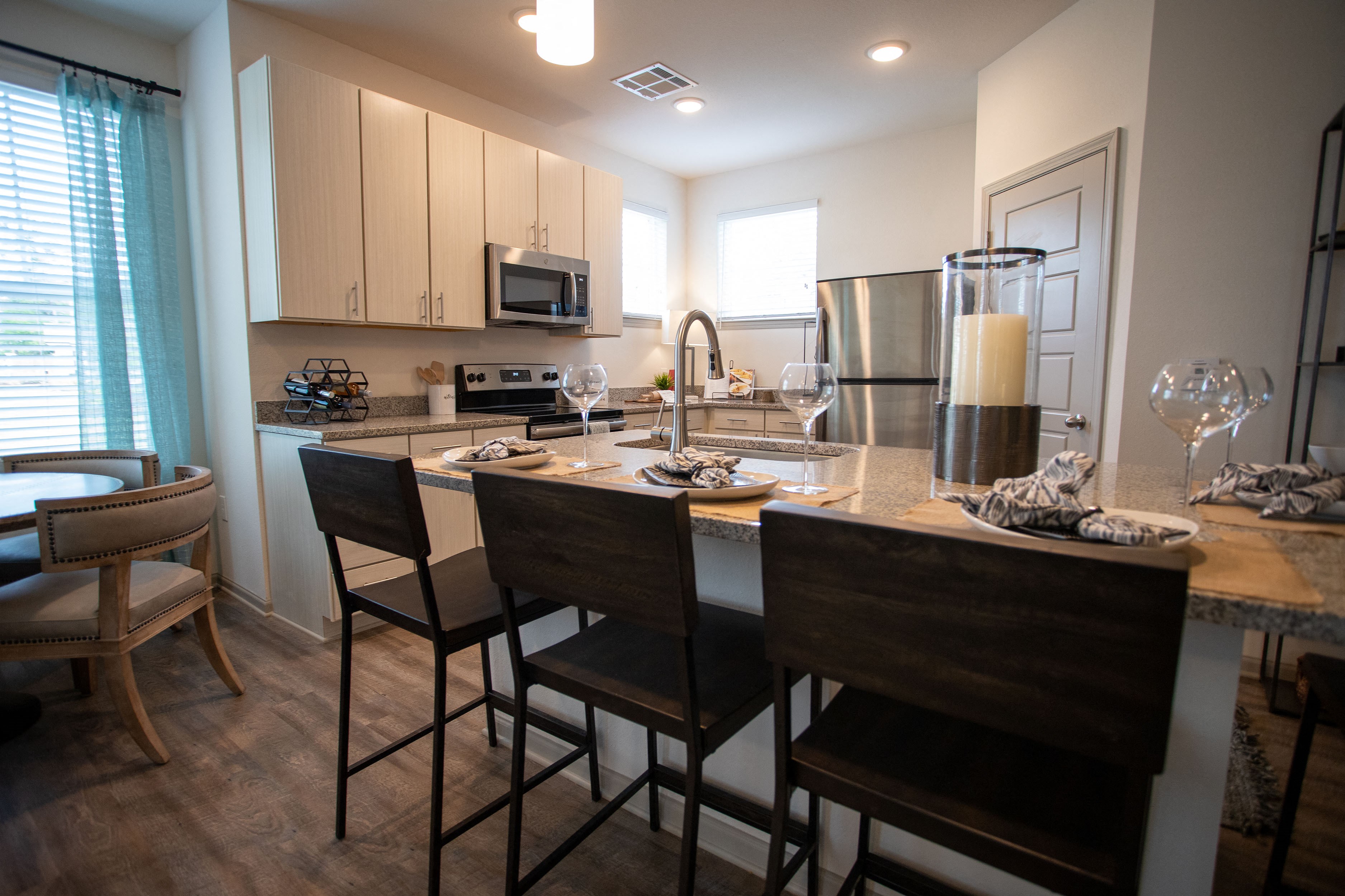 The Collins Apartments, 1612 Versailles Business Parkway, Covington, LA