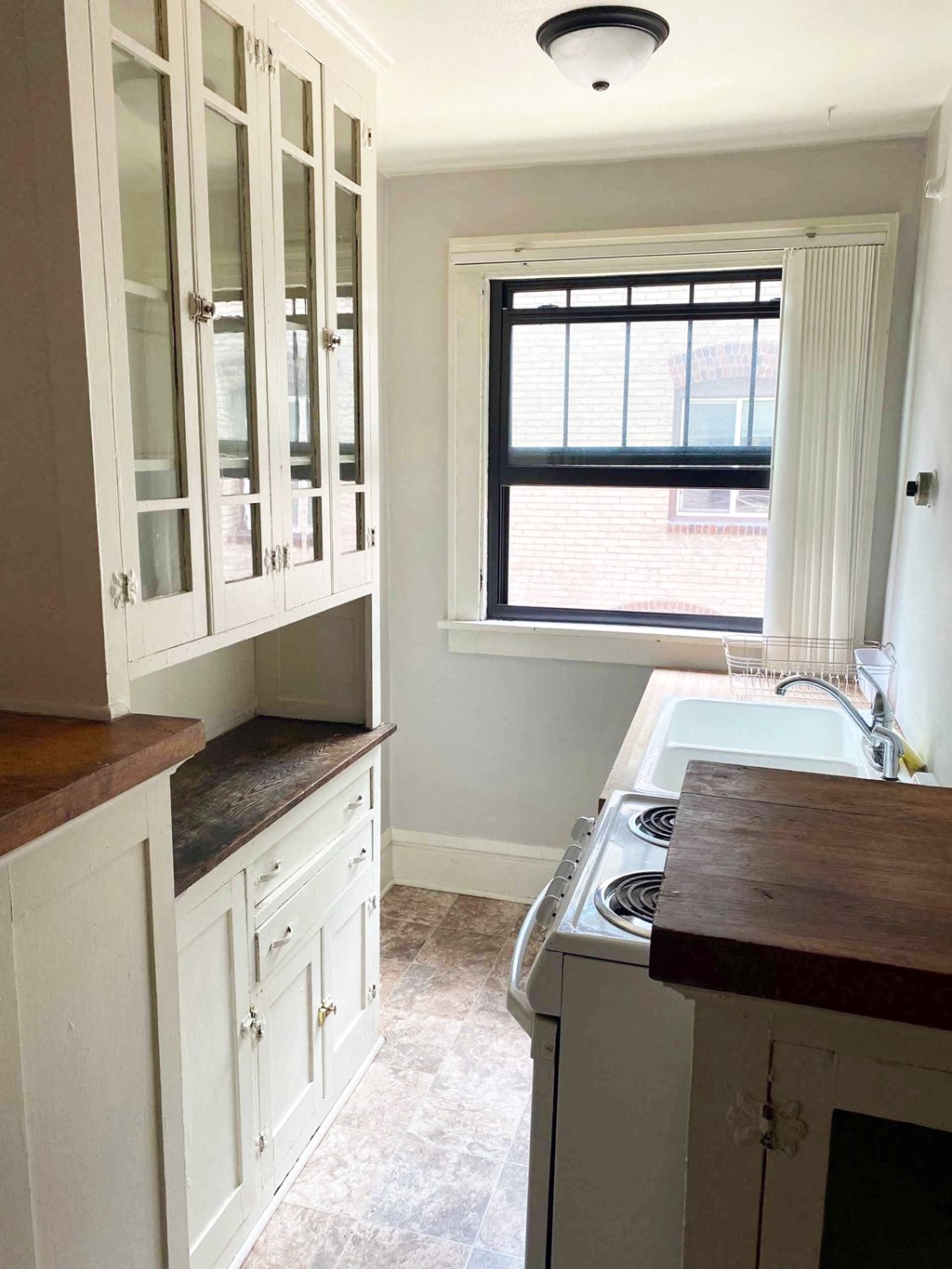 Portland Flats Kitchen