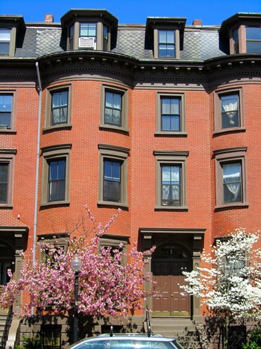538 Massachusetts Avenue 2 Beds Apartment for Rent