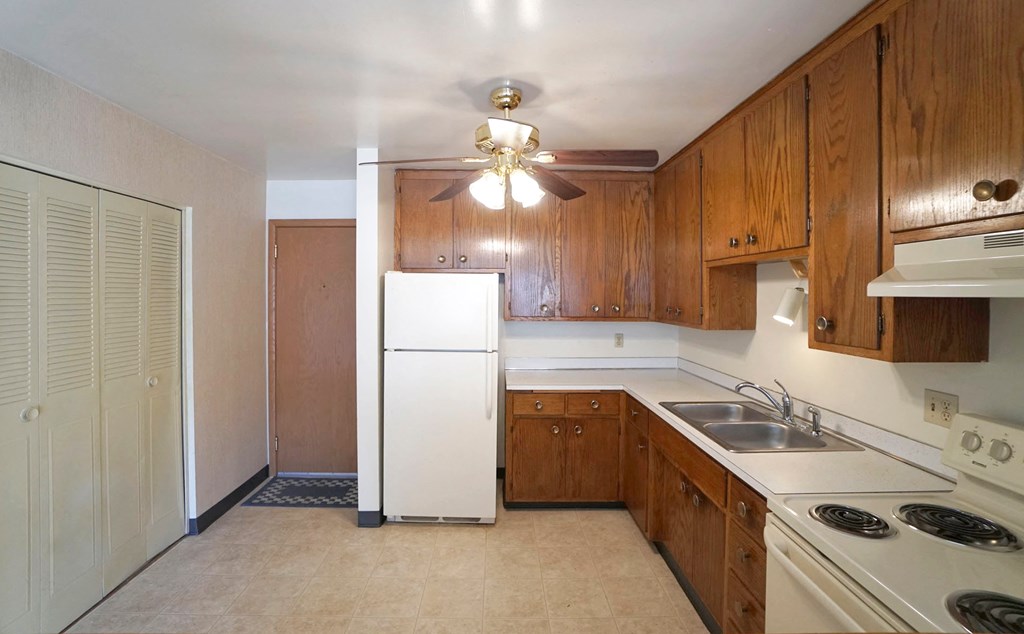 English Conway Kitchen, St. Paul, Minnesota