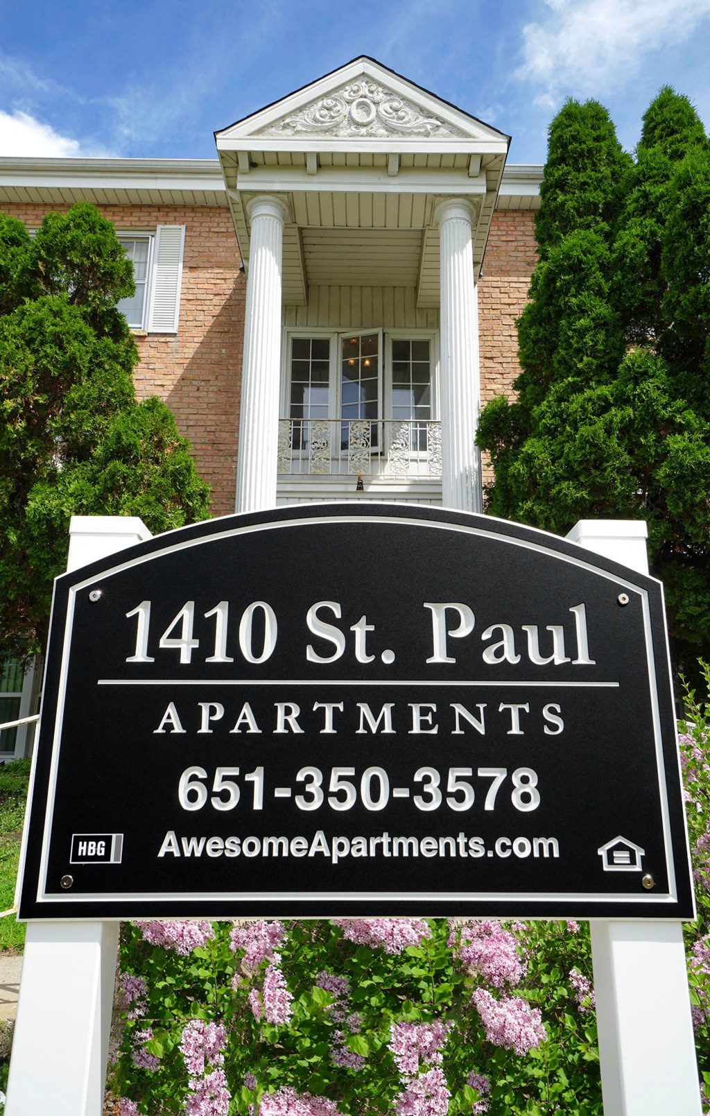 1410 St. Paul Apartments Exterior 1b