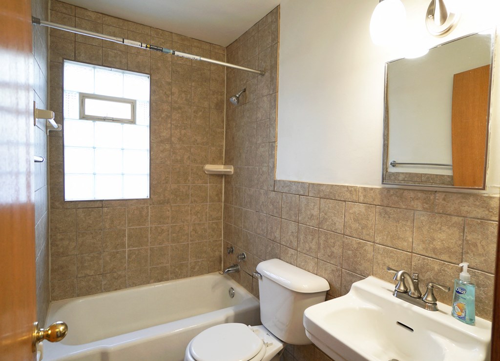 Adrian Street Flats Bedroom, St. Paul, Minnesota