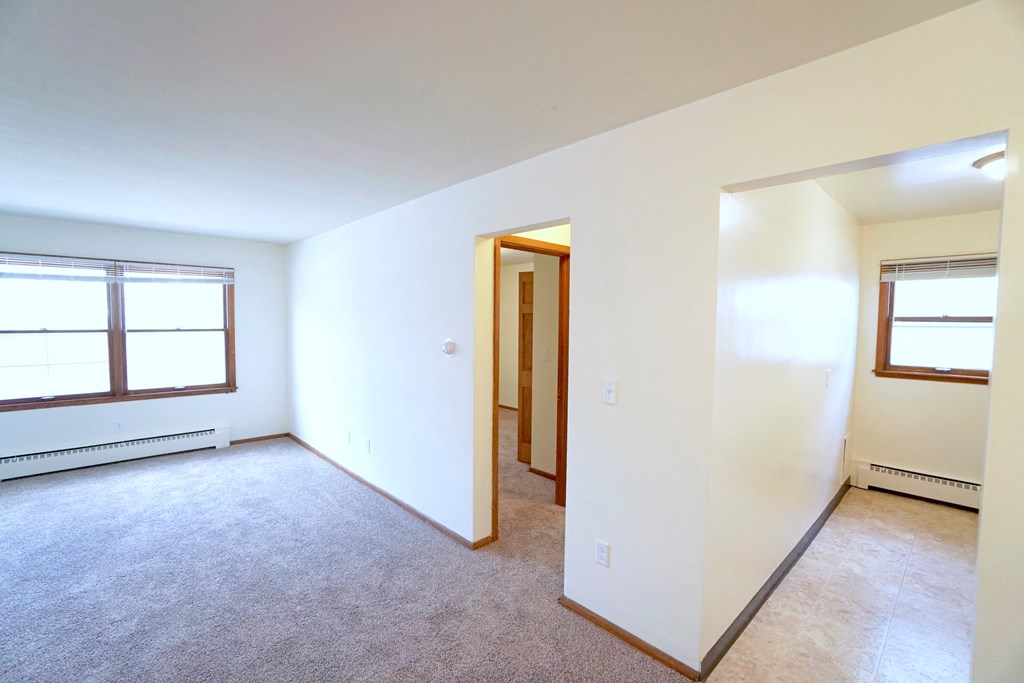 Adrian Place Bedroom, St. Paul, Minnesota