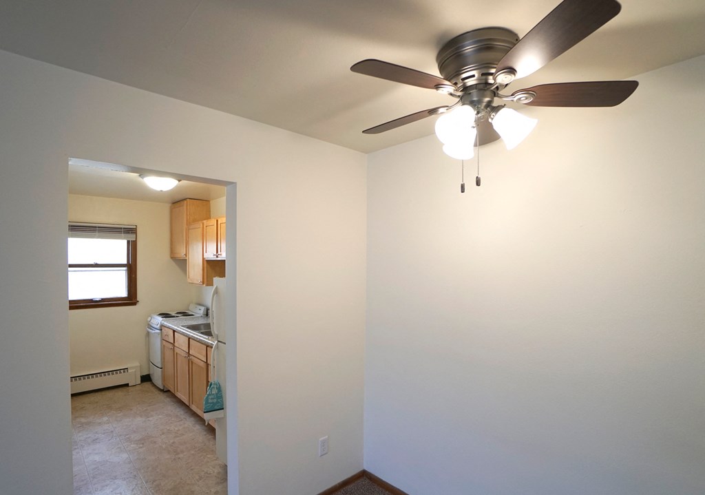 Adrian Place Bedroom, St. Paul, Minnesota