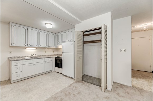 Charlton Terrace Apartments 212 W Thompson Ave West St Paul Mn Rentcafe