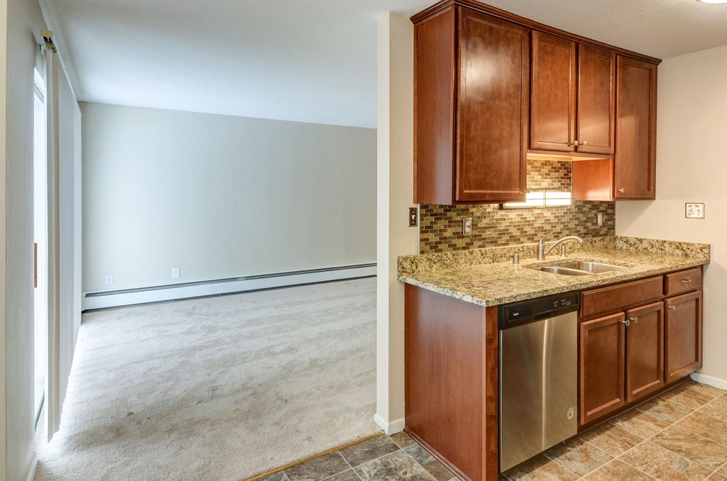 Charlton Estates Kitchen, West St. Paul, Minnesota