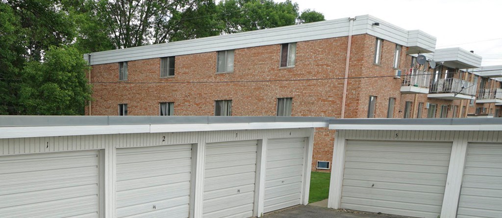 Charlton Estates - Garages, West St. Paul, Minnesota