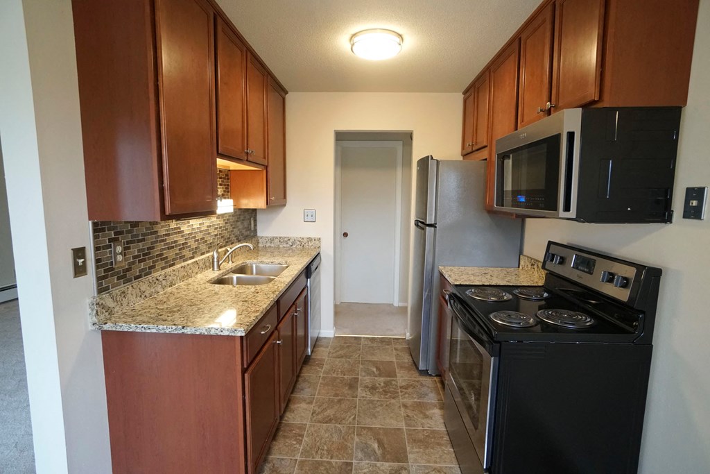 Charlton Estates - Kitchen, West St. Paul, Minnesota