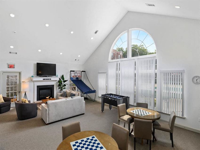 Woodmont Crossing Apartments, 2327 Good Hope Ct., Washington, DC RentCafe