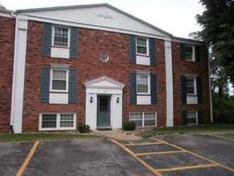 Unit B Studio-2 Beds Apartment for Rent