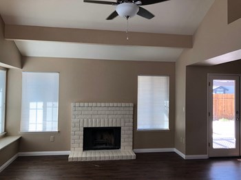 7100 Hanover Circle 2 Beds House for Rent - Photo Gallery 16