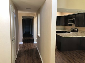 7100 Hanover Circle 2 Beds House for Rent - Photo Gallery 7