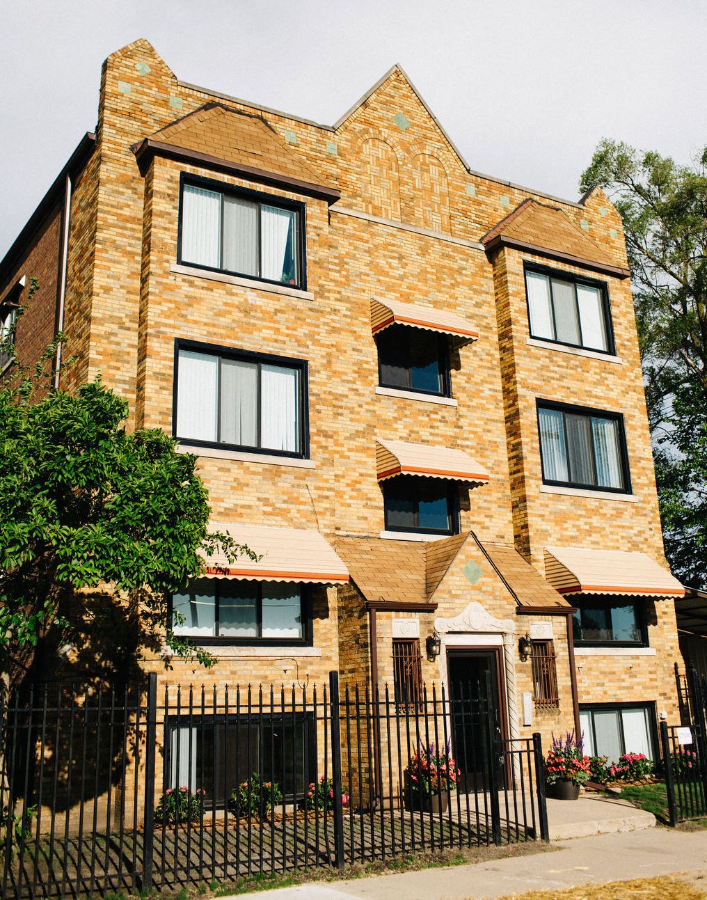100 Best Apartments in Detroit, MI (with reviews) | RENTCafé