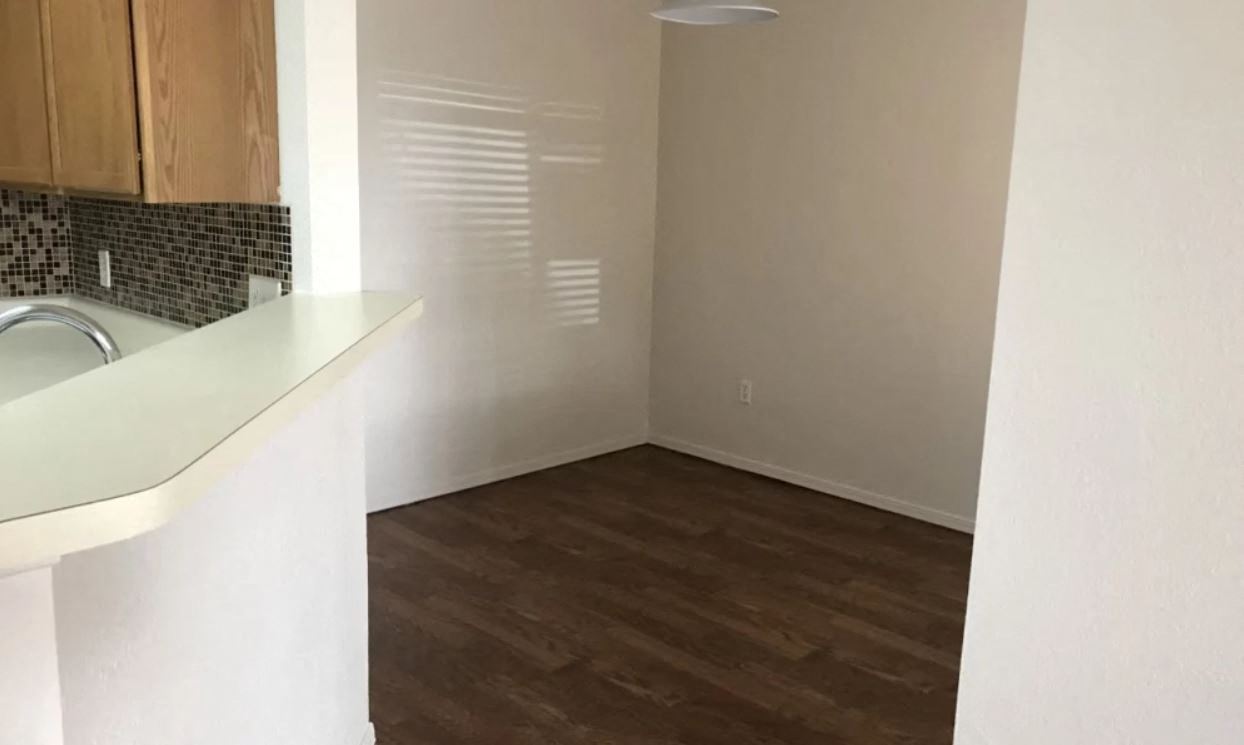 Cuestas Apartment Homes Las Cruces, NM Dining Room