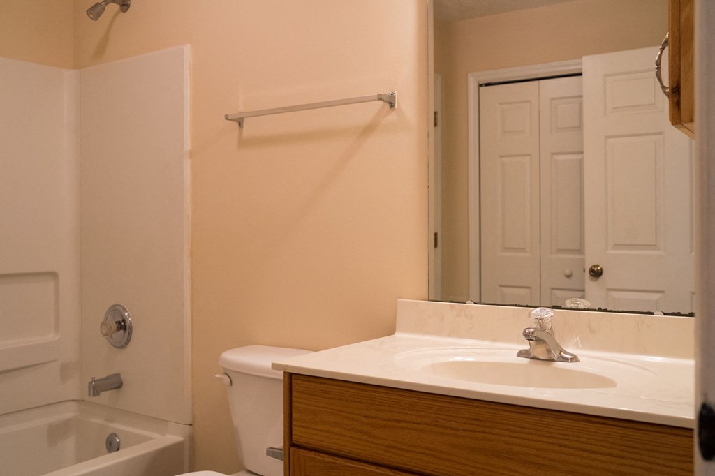 Karen Lake Apartments