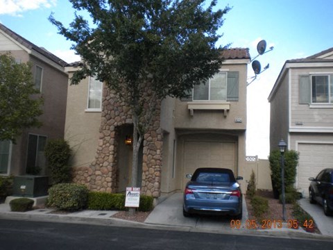 8224 Annual Ridge Street 3 Beds Apartment for Rent
