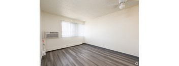 1 Bedroom, 1 Bathroom