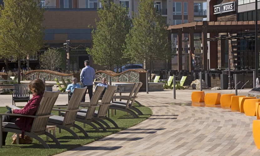 Relaxing Area Along The Roadside at Indigo 301 Apartments, King of Prussia, PA, 19406
