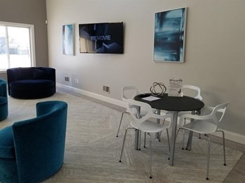 34200 Pinewoods Circle 2-3 Beds Apartment for Rent - Photo Gallery 5