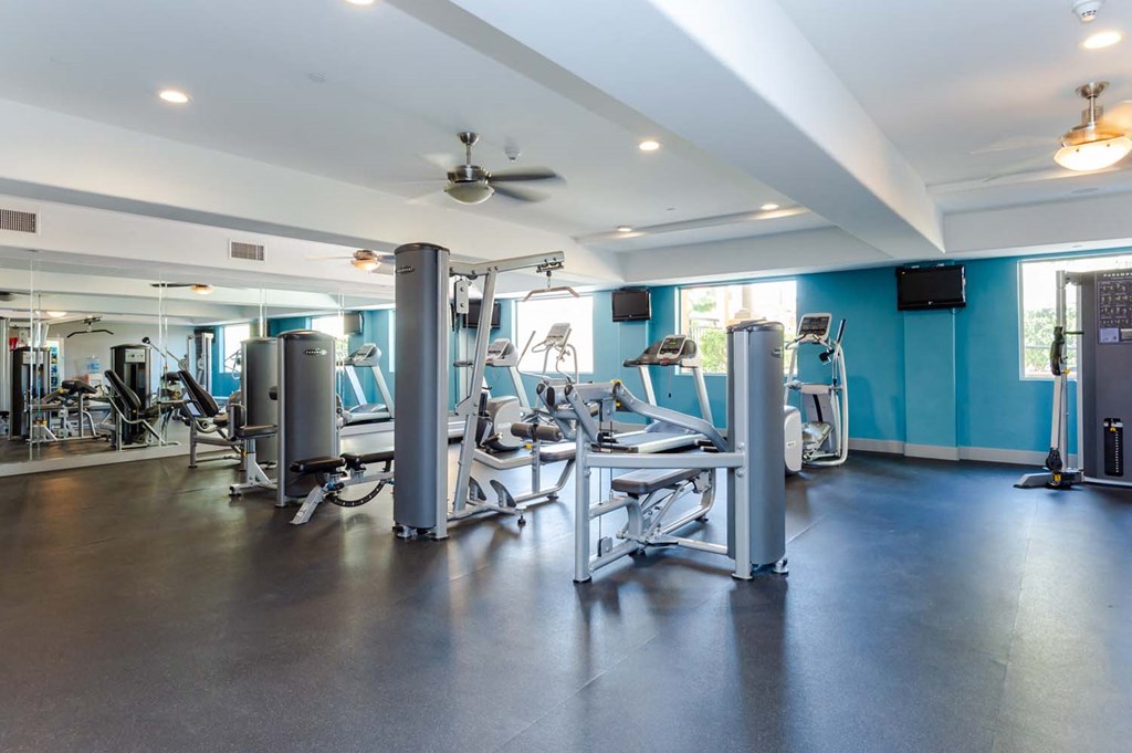Fully Equipped Fitness Center at Meridian Place, California, 91324