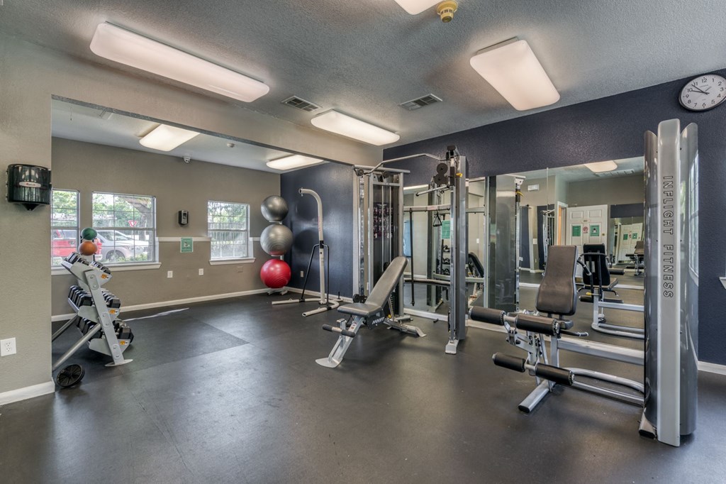 the gym at the preserve apartments