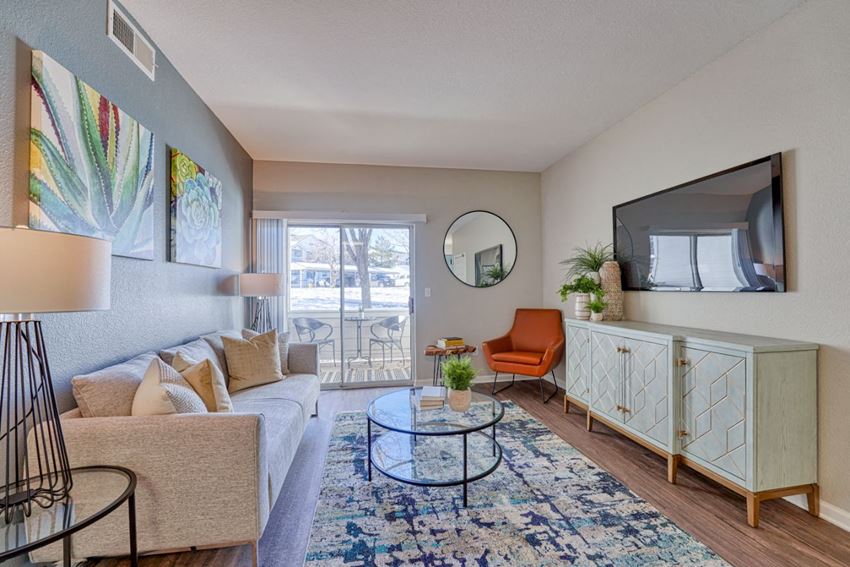 3380 E County Line Rd 1-3 Beds Apartment for Rent - Photo Gallery