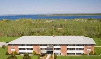 Bay View Estates Garden Building
